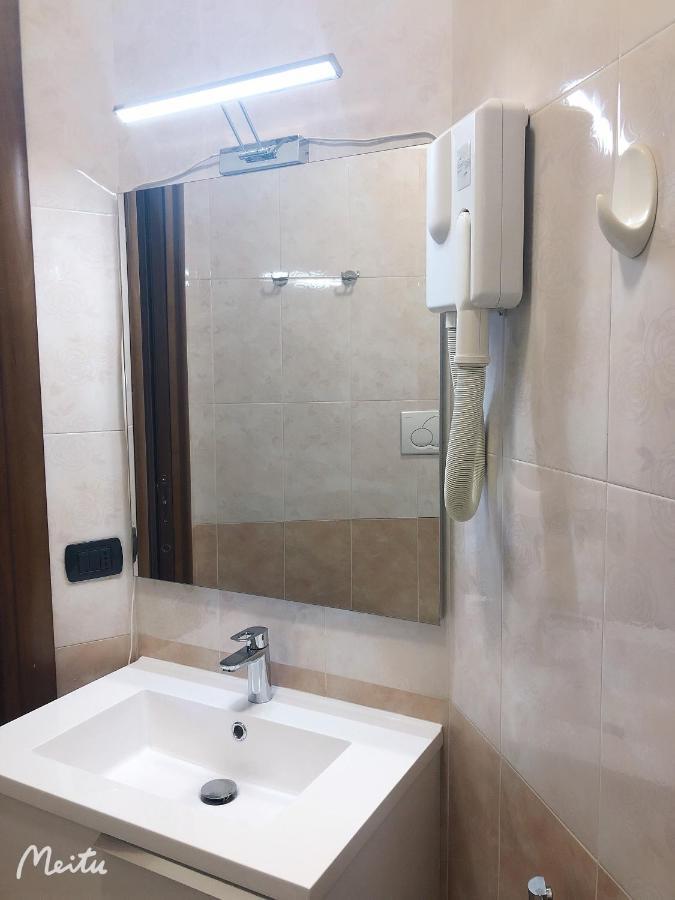 Romafullhouse Guesthouse Zewnętrze zdjęcie