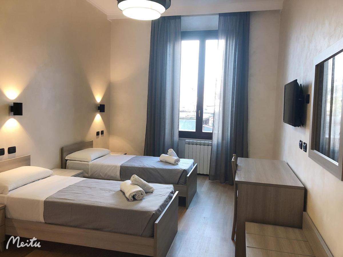 Romafullhouse Guesthouse Zewnętrze zdjęcie