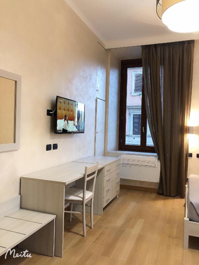 Romafullhouse Guesthouse Zewnętrze zdjęcie